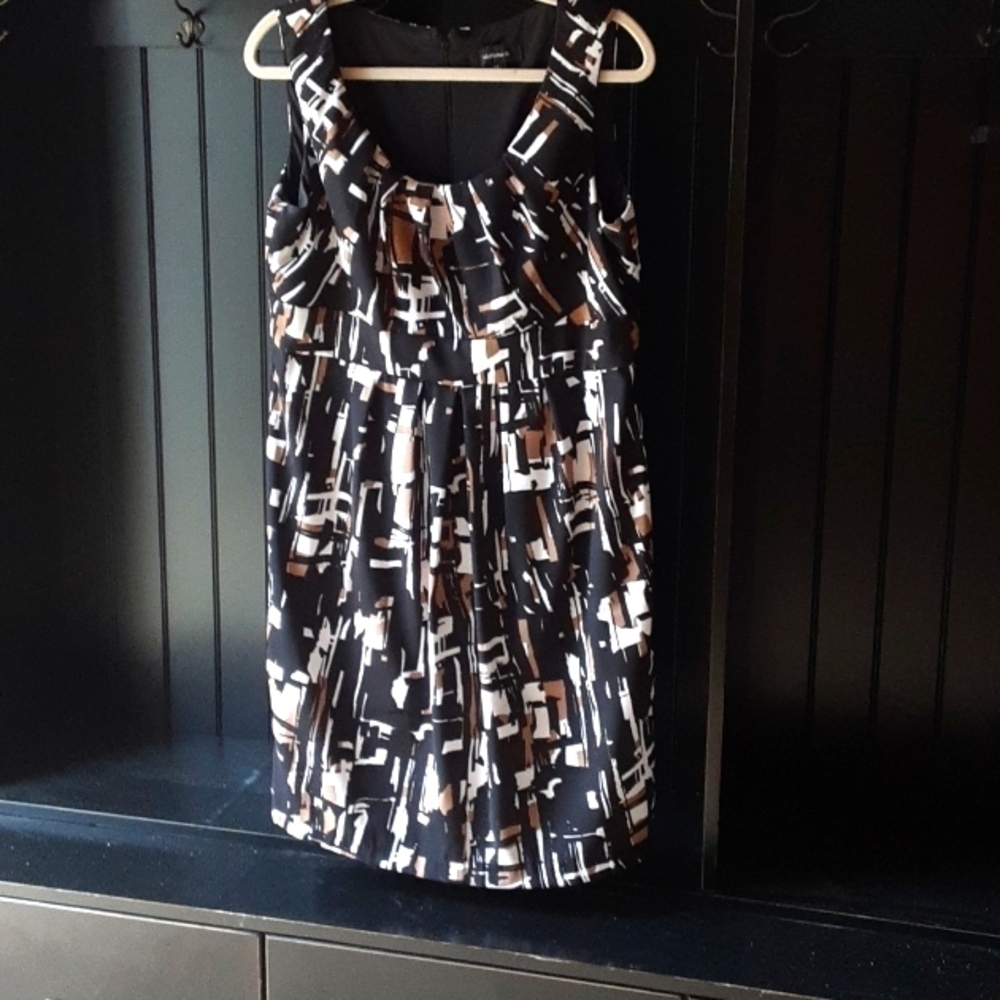 R&M Richards,  size 14 color black,white light brown